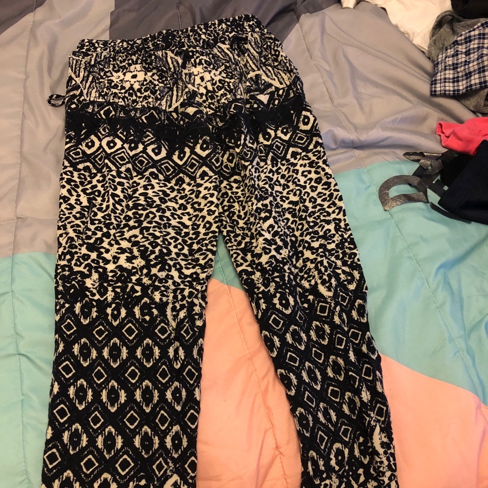 pants - Picture 2 of 2